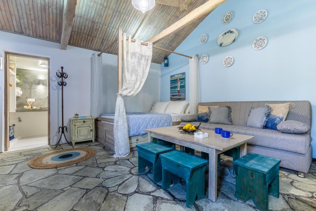 Yianna Cottage Studios Skopelos Town Exterior foto